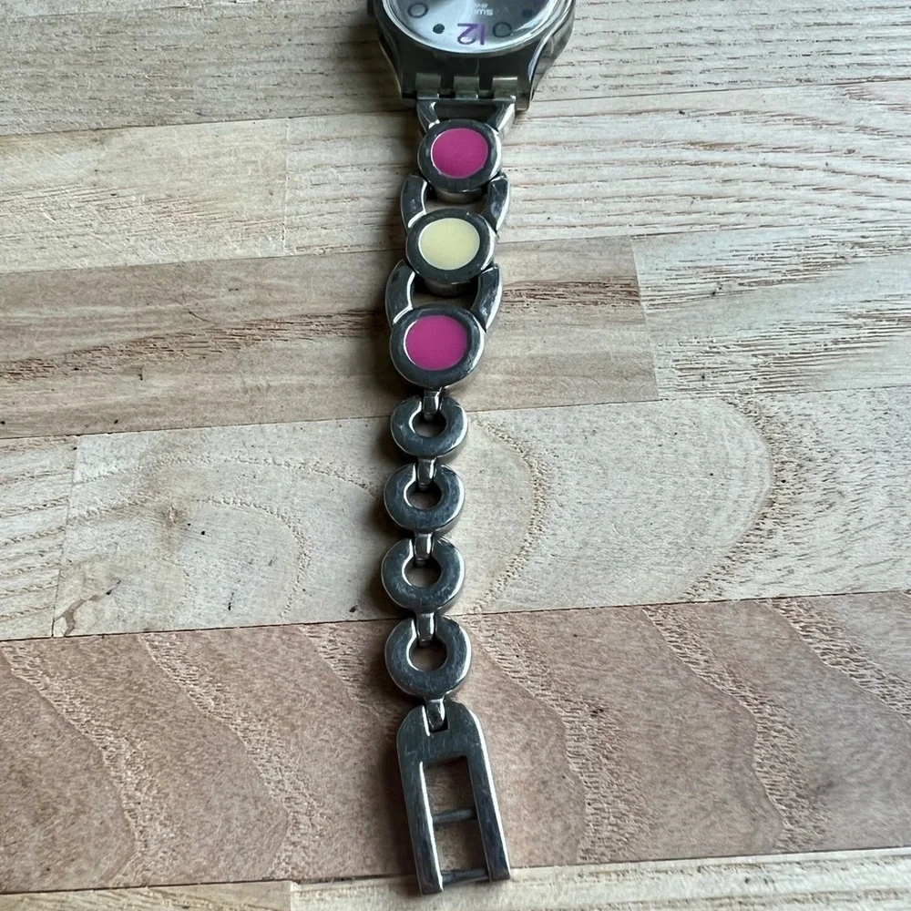 Swatch ladies watch pop art pink and cream bracelet NEW BATTERY